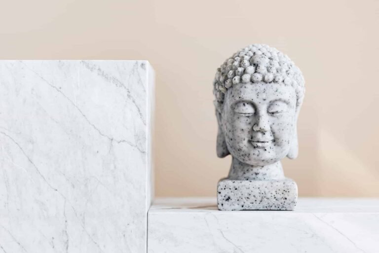 Global Wall Decor Trends Taking Over Homes