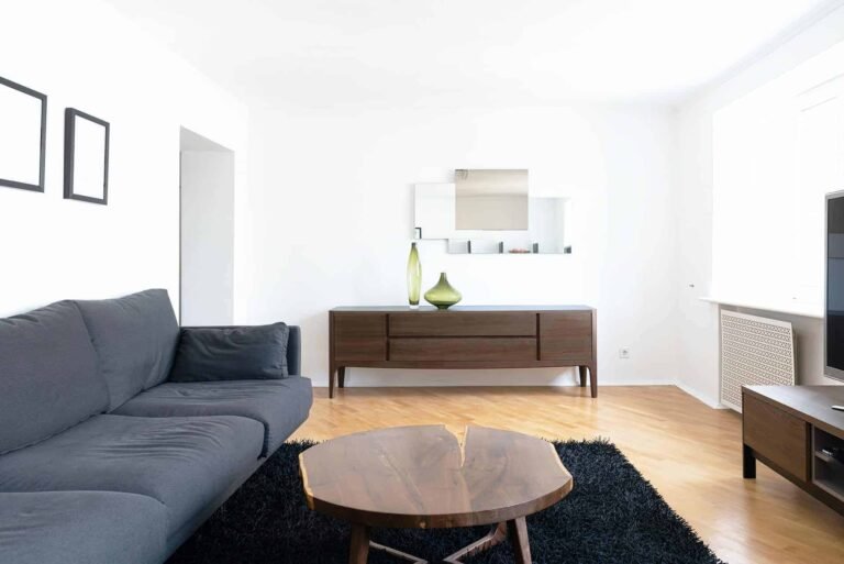 Cozy & Stylish: Wall Decor Ideas for Bedrooms